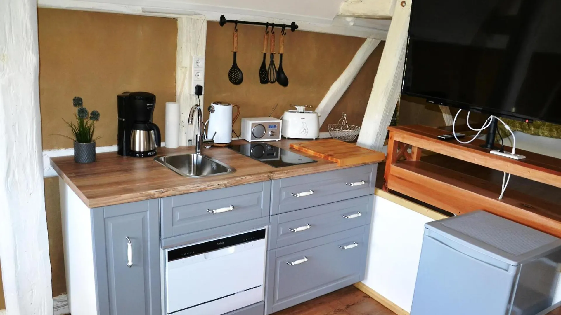 Neu! Ferienwohnung Romantique راديبول شقة